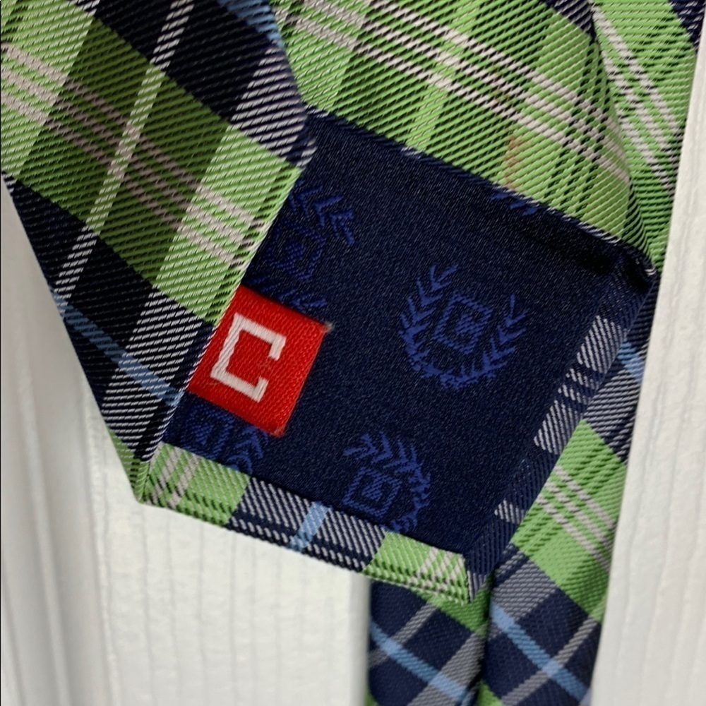 Chaps Green and Blue Plaid Boy’s Neck Tie Classic Accessories - Picture 6 of 9